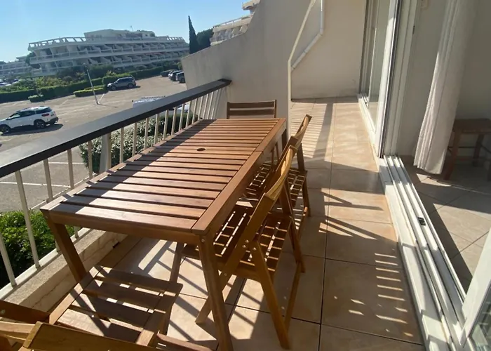 Port Camargue - Bel Climatise Avec Vue Mer, Terrasse Parking - 4 Personnes Le Grau-du-Roi