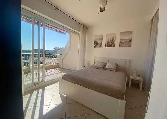 Port Camargue - Bel Climatise Avec Vue Mer, Terrasse Parking - 4 Personnes Le Grau-du-Roi